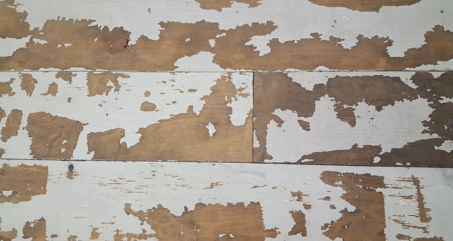 What Is Weathered Wood?