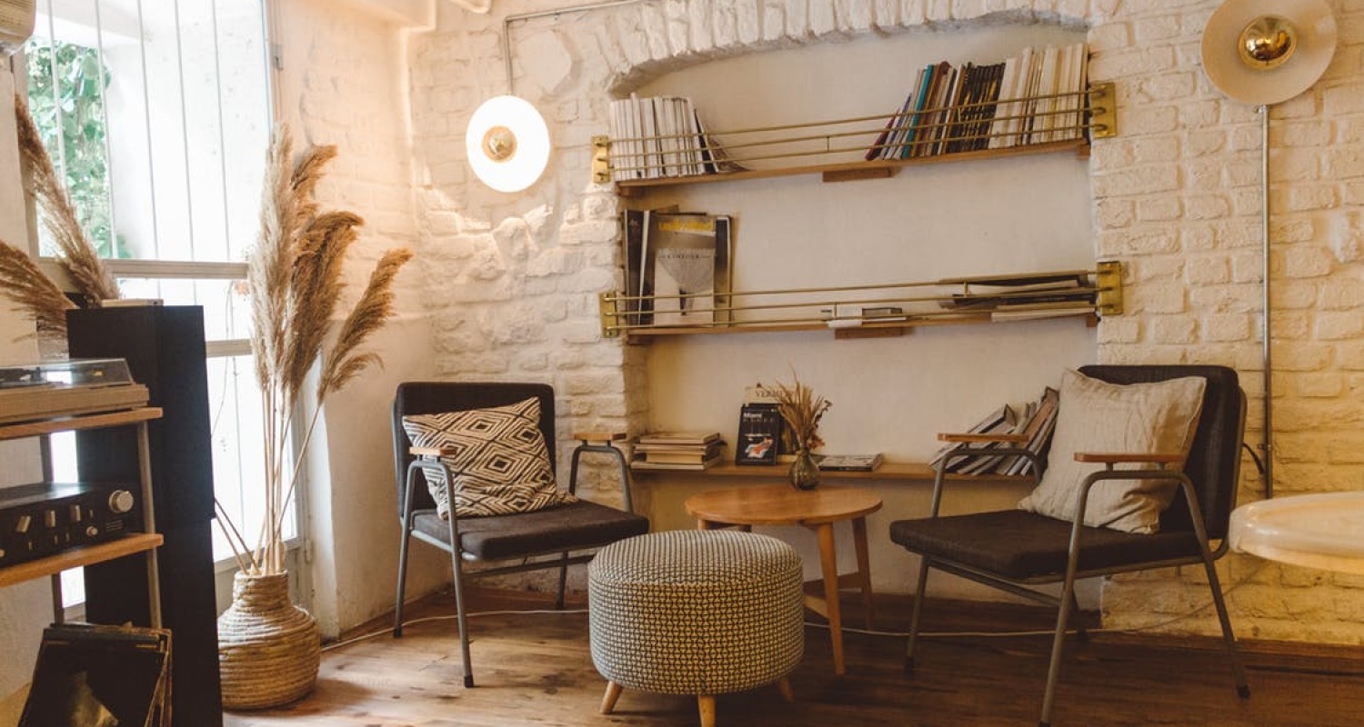 Top 10 Reclaimed Wood Furniture Ideas For Your Home